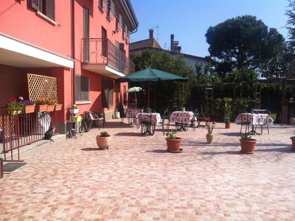 Agriturismo E Az. Agricola Ma.Mi Sale Buitenkant foto